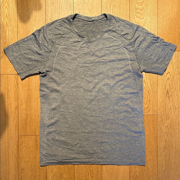 lululemon athletica Other - Lululemon Metal Vent Tech Short Sleeve – Grey – Men’s M